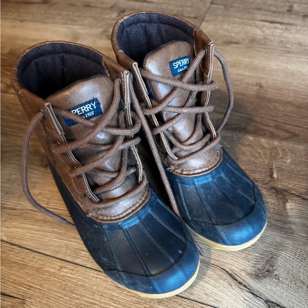 Sperry Kids Two-Tone Brown and Black Boots size 1